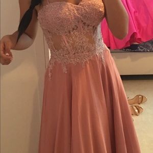 Prom dress by Camille La Vie, Size 2,